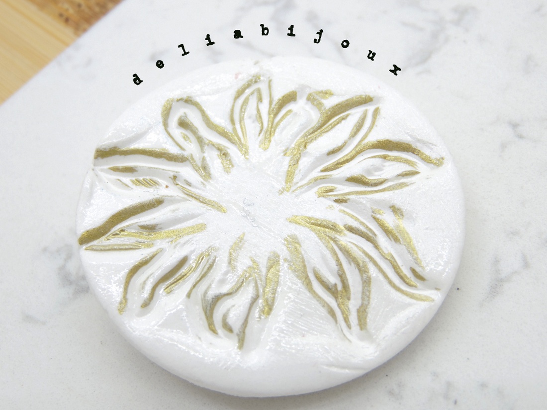 Brosa statement handmade unicat - Martisor (cod958) - bijuterii - broșe - Artynos.ro