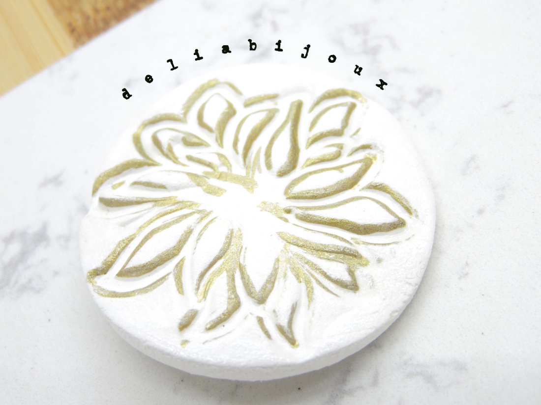 Brosa statement handmade unicat - Martisor (cod959) - bijuterii - broșe - Artynos.ro