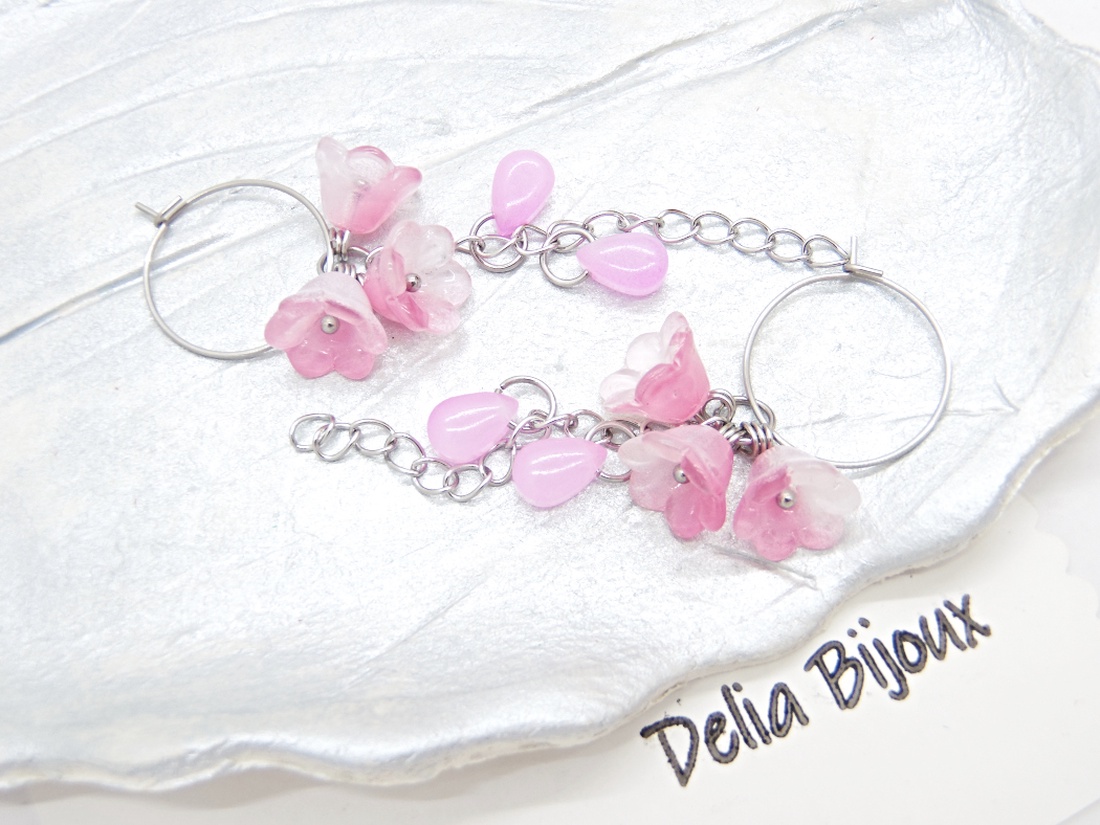 Cercei handmade, lungi cu flori de sticla roz (cod1395) - bijuterii - cercei - cercei lungi - Artynos.ro