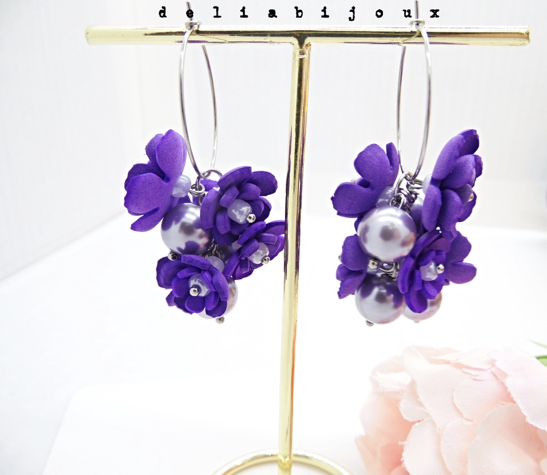 Cercei handmade, lungi cu flori mov si perle lila (cod1396) - bijuterii - cercei - cercei lungi - Artynos.ro