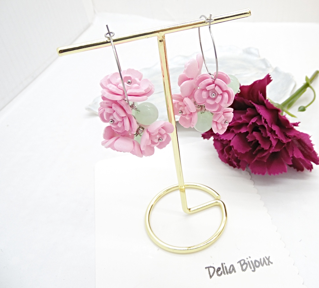 Cercei handmade, lungi cu flori roz (cod1398) - bijuterii - cercei - cercei lungi - Artynos.ro