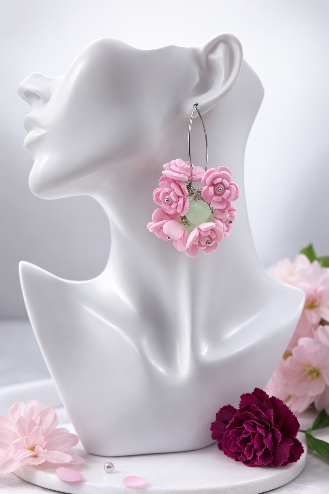 Cercei handmade, lungi cu flori roz (cod1398) - bijuterii - cercei - cercei lungi - Artynos.ro