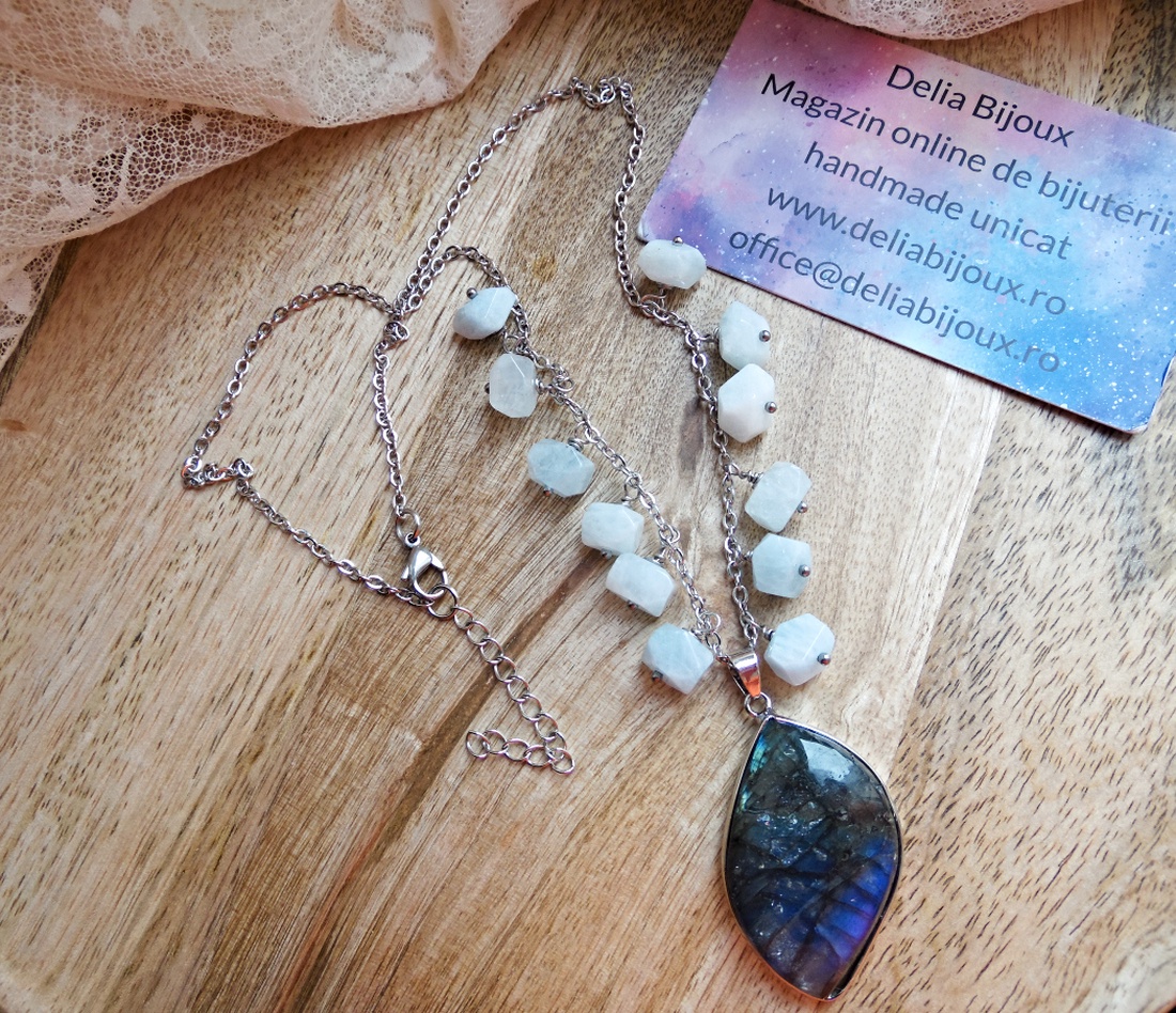 Colier handmade pietre naturale acvamarin și pandantiv labradorit (cod1423) - bijuterii - coliere - coliere cu pandative - Artynos.ro