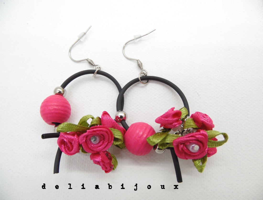 Cercei handmade statement unicat -flori - satin si lemn (cod1031) - bijuterii - cercei - cercei din lemn - Artynos.ro