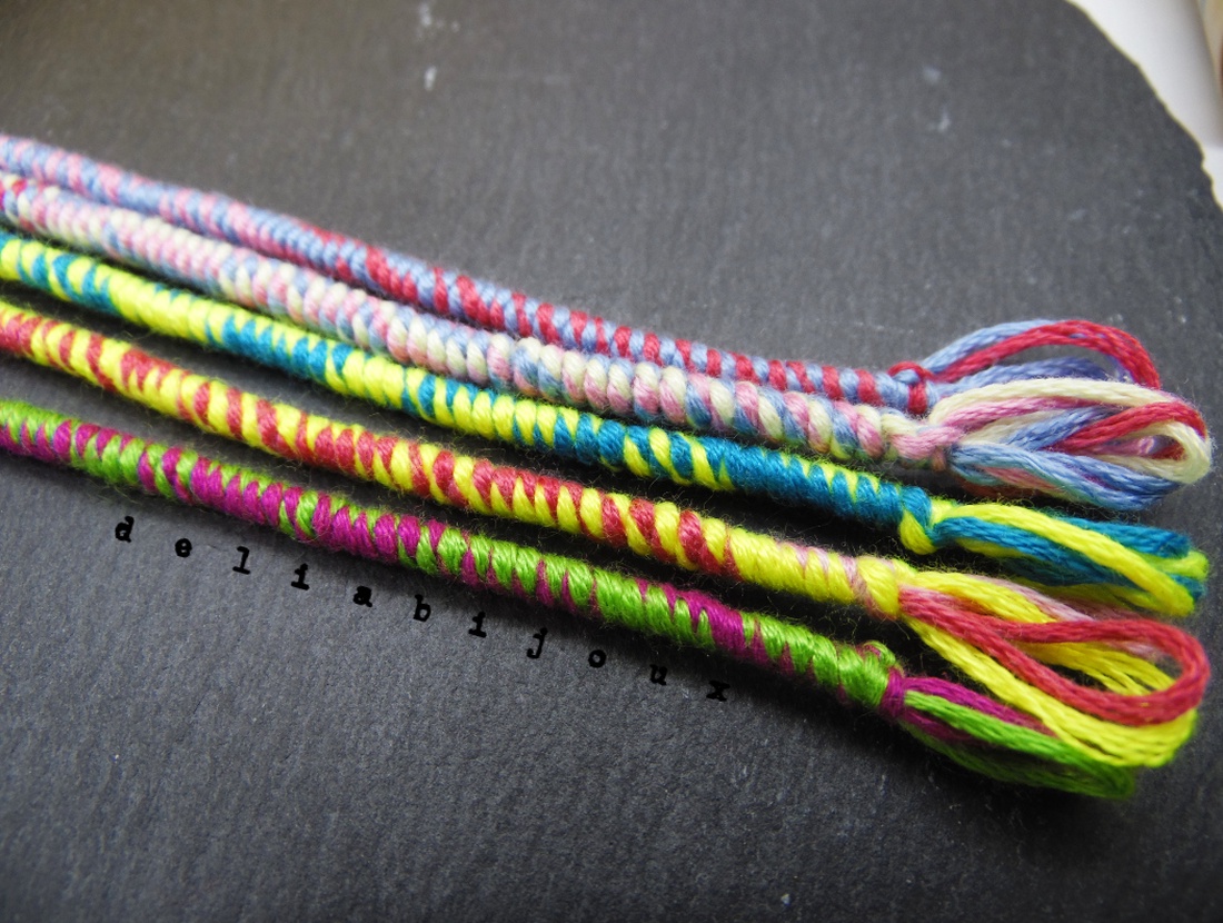 Set Brățări Prieteniei Handmade � 5 Brățări Colorate din Ață de Bumbac (cod1080) - bijuterii - brățări - brățări împletite - Artynos.ro