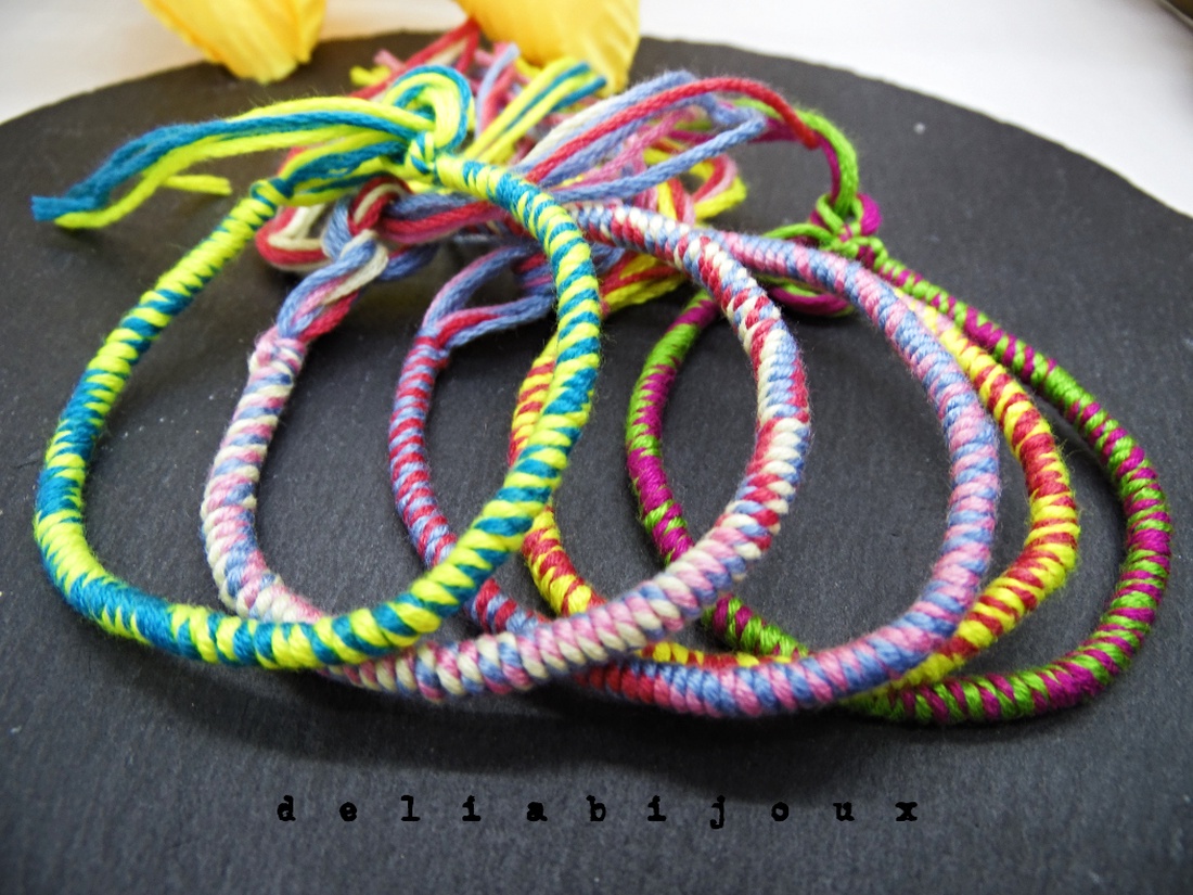 Set Brățări Prieteniei Handmade � 5 Brățări Colorate din Ață de Bumbac (cod1080) - bijuterii - brățări - brățări împletite - Artynos.ro