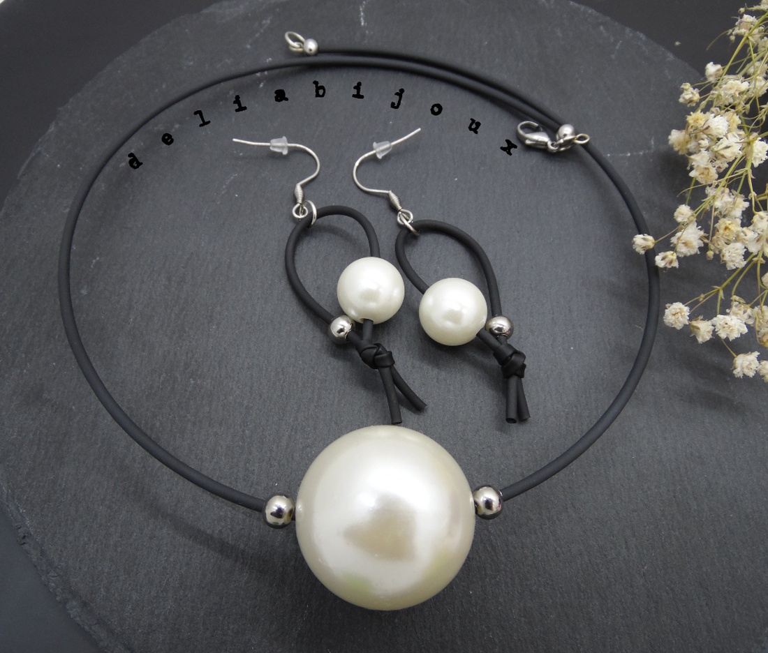 Set bijuterii handmade - contemporan - perle acrilice (cod976) - bijuterii - seturi de bijuterii - Artynos.ro
