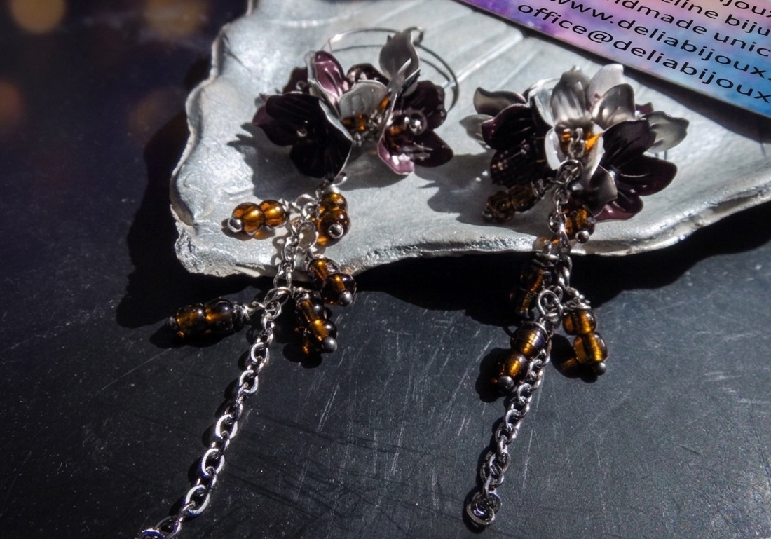 Cercei statement handmade unicat - doze aluminiu reciclate - transformați în buchețele de flori curgătoare (cod1438) - bijuterii - cercei - cercei lungi - Artynos.ro