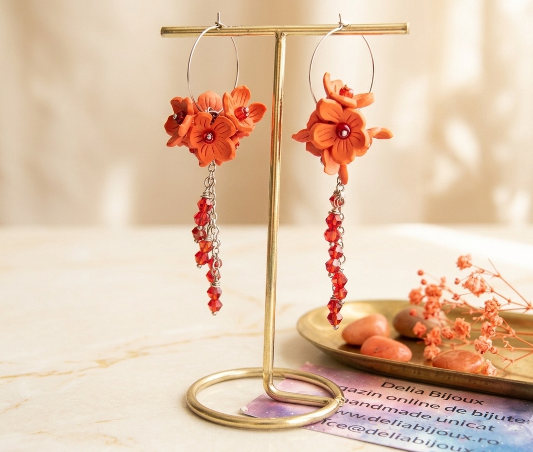 Cercei lungi handmade flori rosii din foamiran, lanț inox și cristale de sticlă cercei statement ușori (cod1441) - bijuterii - cercei - cercei lungi - Artynos.ro