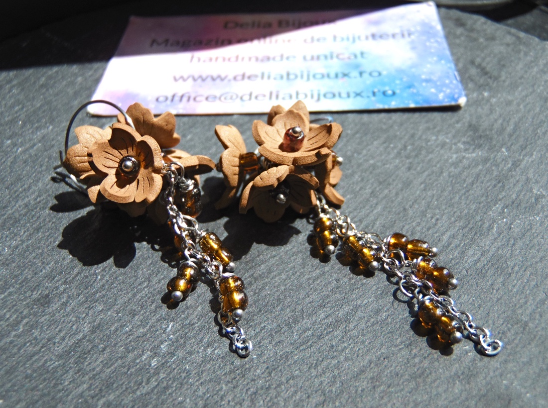 Cercei Handmade Flori de Toamnă din Foamiran, Mărgele de Nisip și Cercuri Inox, Cadou Femei (cod1442) - bijuterii - cercei - cercei lungi - Artynos.ro