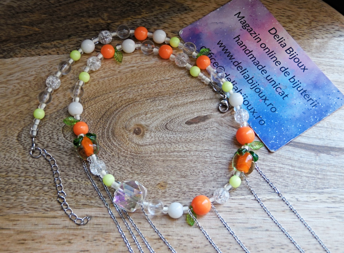 Colier handmade cu portocale, mărgele de sticlă și oțel inoxidabil bijuterie unicat veselă și colorată (cod1444) - bijuterii - coliere - coliere din mărgele - Artynos.ro