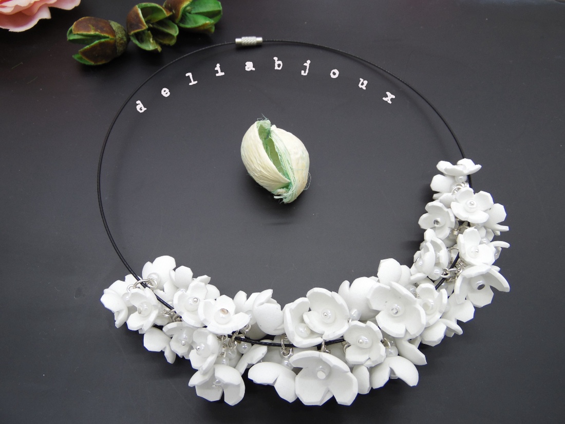 Colier handmade statement unicat -floral - foamiran (cod802) - bijuterii - coliere - coliere din mărgele - Artynos.ro