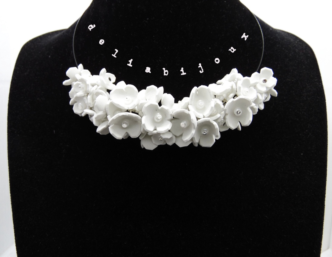 Colier handmade statement unicat -floral - foamiran (cod802) - bijuterii - coliere - coliere din mărgele - Artynos.ro