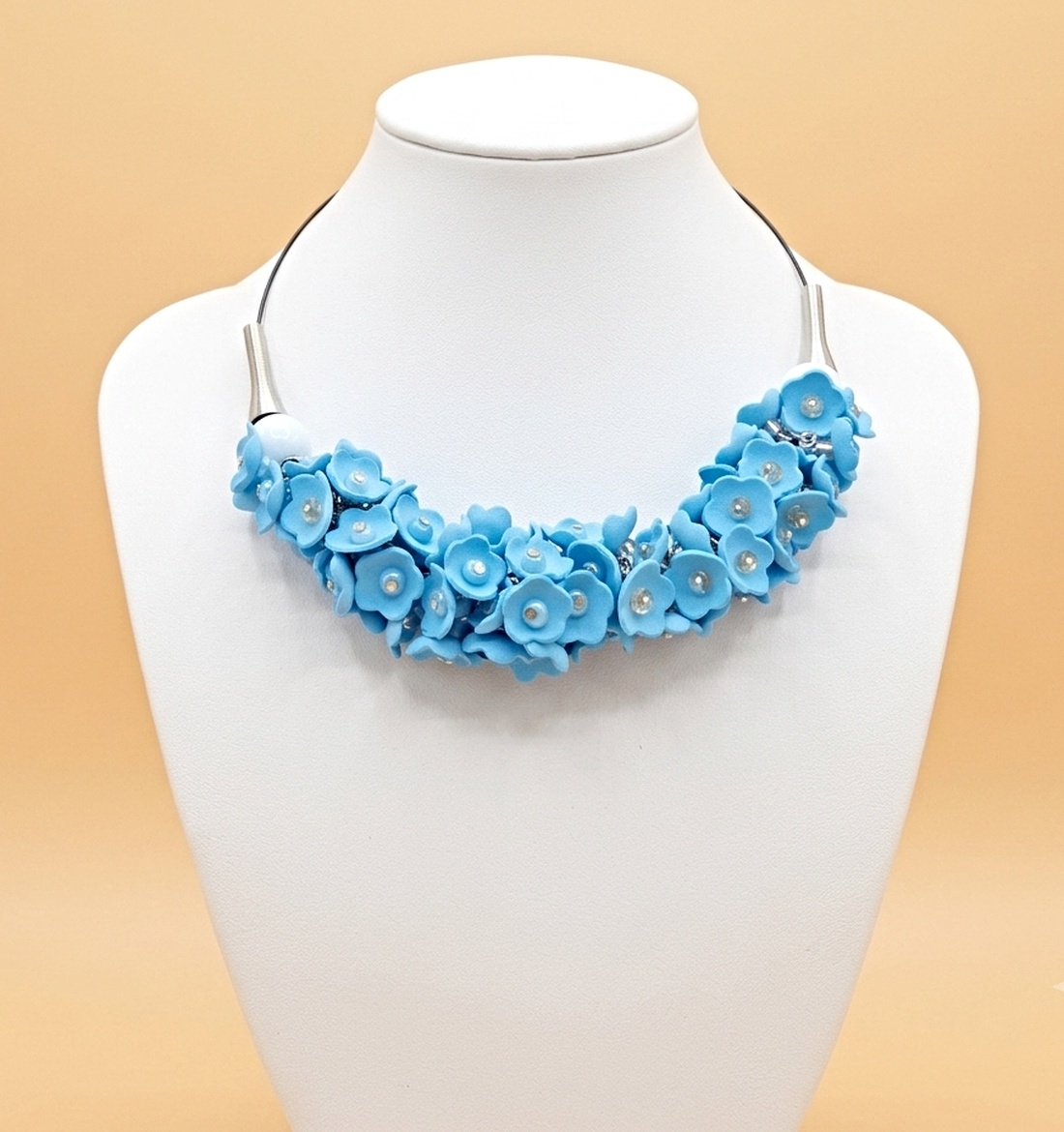 Colier handmade statement cu flori bleu - Eleganță Florală (cod1463) - bijuterii - coliere - coliere din mărgele - Artynos.ro