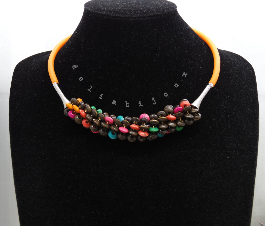 Colier statement handmade unicat - lemn (cod1243) - bijuterii - coliere - coliere din mărgele - Artynos.ro