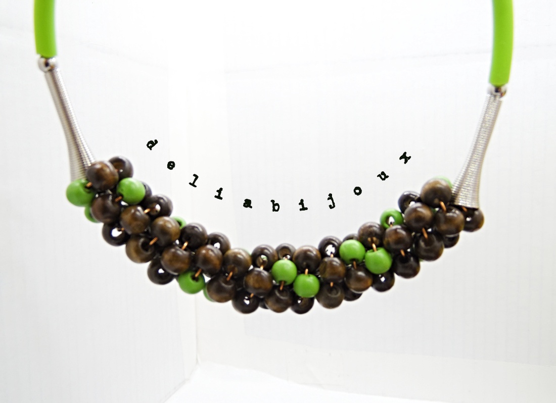 Colier statement handmade unicat - lemn (cod1242) - bijuterii - coliere - coliere din mărgele - Artynos.ro