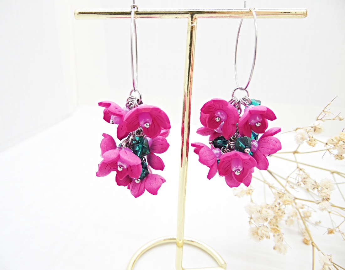 Cercei Statement Fucsia Bloom Flori Handmade din Foamiran și Cristale Verzi (cod1466) - bijuterii - cercei - cercei lungi - Artynos.ro