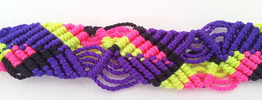Bratara handmade -  Bratara Prieteniei - impletita - perfectă pentru un stil lejer, de vară sau festival - bijuterii - brățări - brățări împletite - Artynos.ro