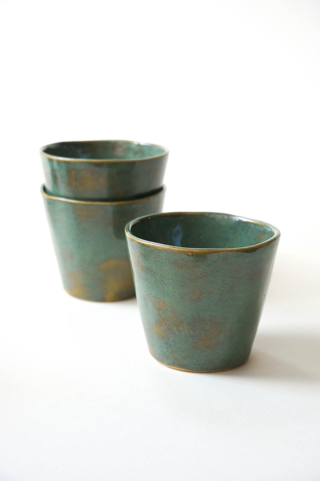 Set cani din ceramica  - casă & stil de viață - echipamente de bucătărie - accesorii de servire - căni - Artynos.ro