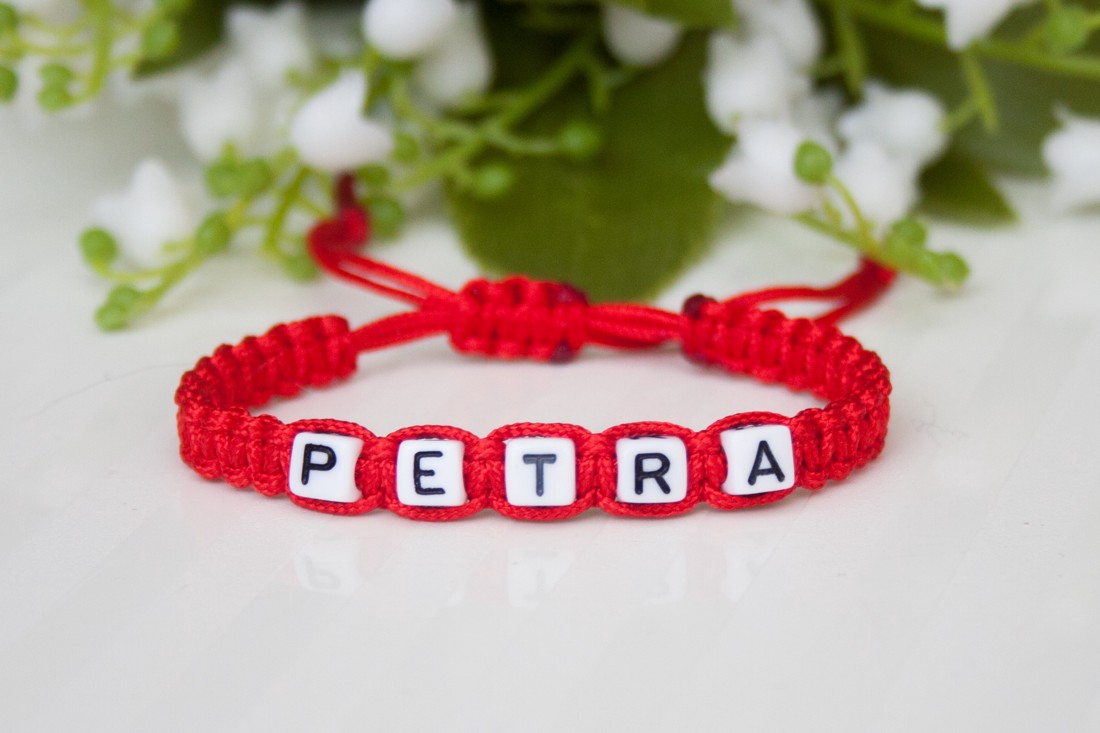 Renumită brățară macramé împletită - Roșu -  - Artynos.ro