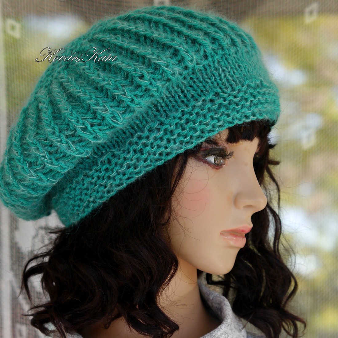 BORBÁLA / ocean - șapcă cu design tricotat manual - îmbrăcăminte și modă - eșarfe, pălării, fularuri - căciulă - Artynos.ro