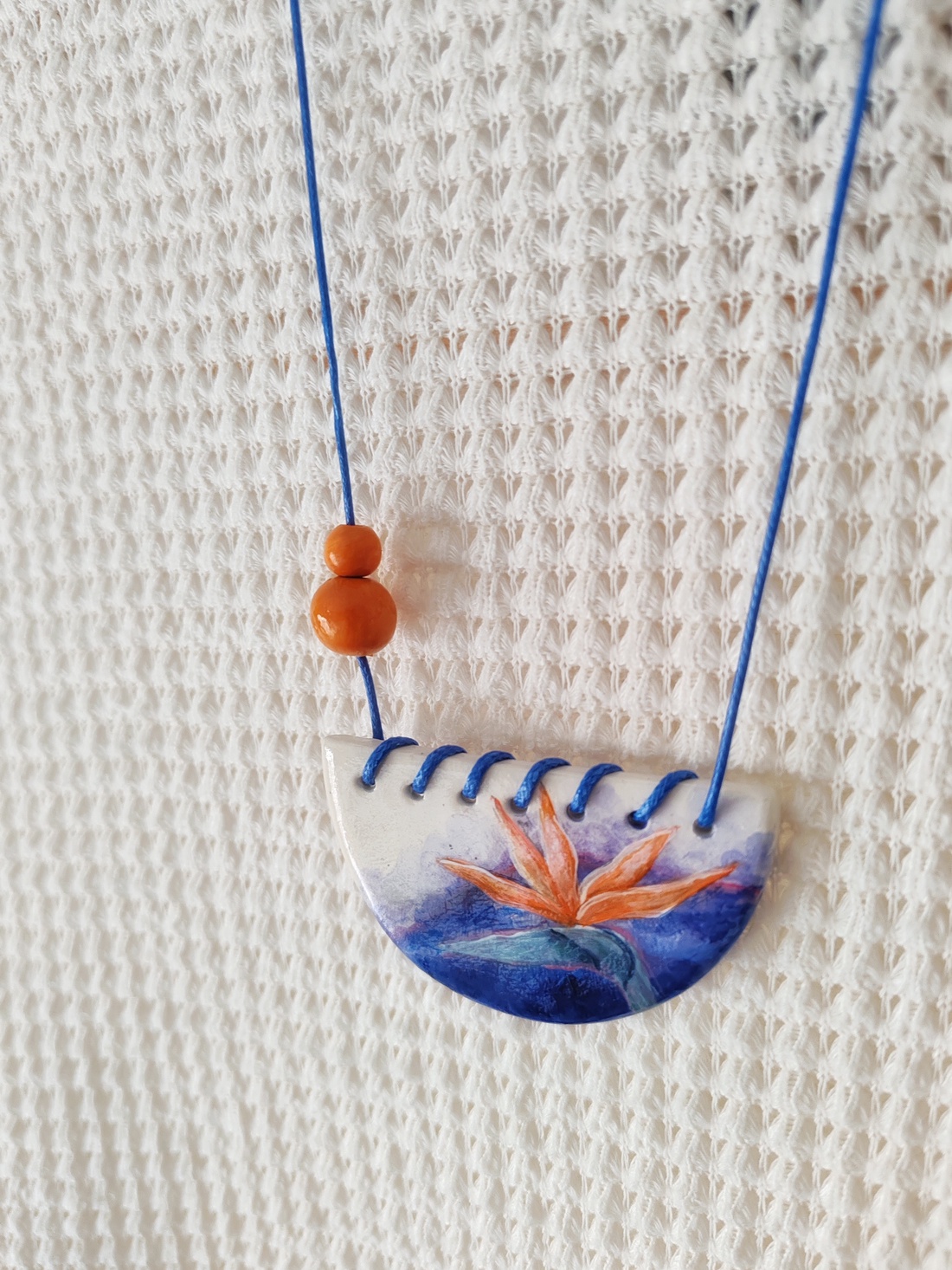 Colier Bird of Paradise handmade din argilă - bijuterii - coliere - coliere cu pandantive - Artynos.ro Colier Bird of Paradise handmade din argilă - bijuterii - coliere - coliere cu pandantive - Artynos.ro