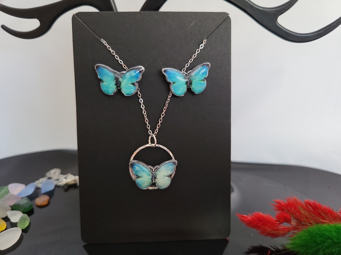 Set cercei si pandantiv - bijuterii - seturi de bijuterii - Artynos.ro