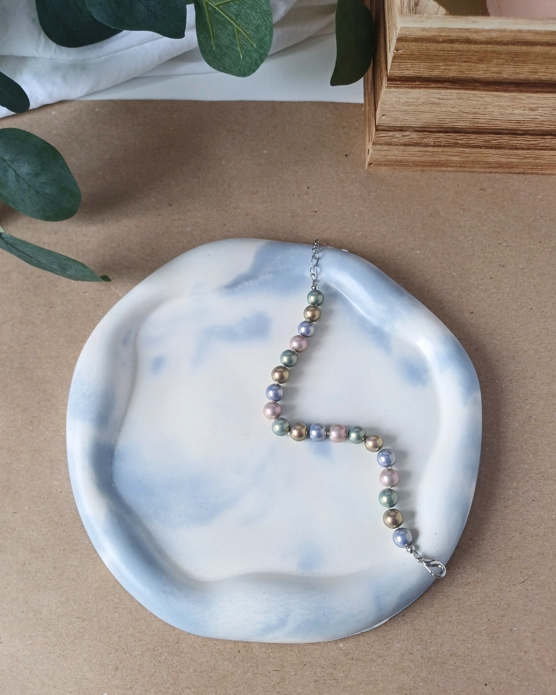 Tavă decorativă din beton Round Cloud - casă & stil de viață - accesorii pentru decorat casa - decorațiuni de masă și decorațiuni pentru rafturi  - boluri din ceramică, boluri decorative - Artynos.ro