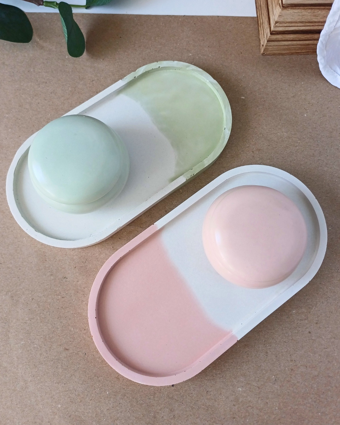 Tavă ovală decorativă din beton Color Block - casă & stil de viață - accesorii pentru decorat casa - decorațiuni de masă și decorațiuni pentru rafturi - boluri din ceramică, boluri decorative - Artynos.ro Tavă ovală decorativă din beton Color Block - casă & stil de viață - accesorii pentru decorat casa - decorațiuni de masă și decorațiuni pentru rafturi - boluri din ceramică, boluri decorative - Artynos.ro