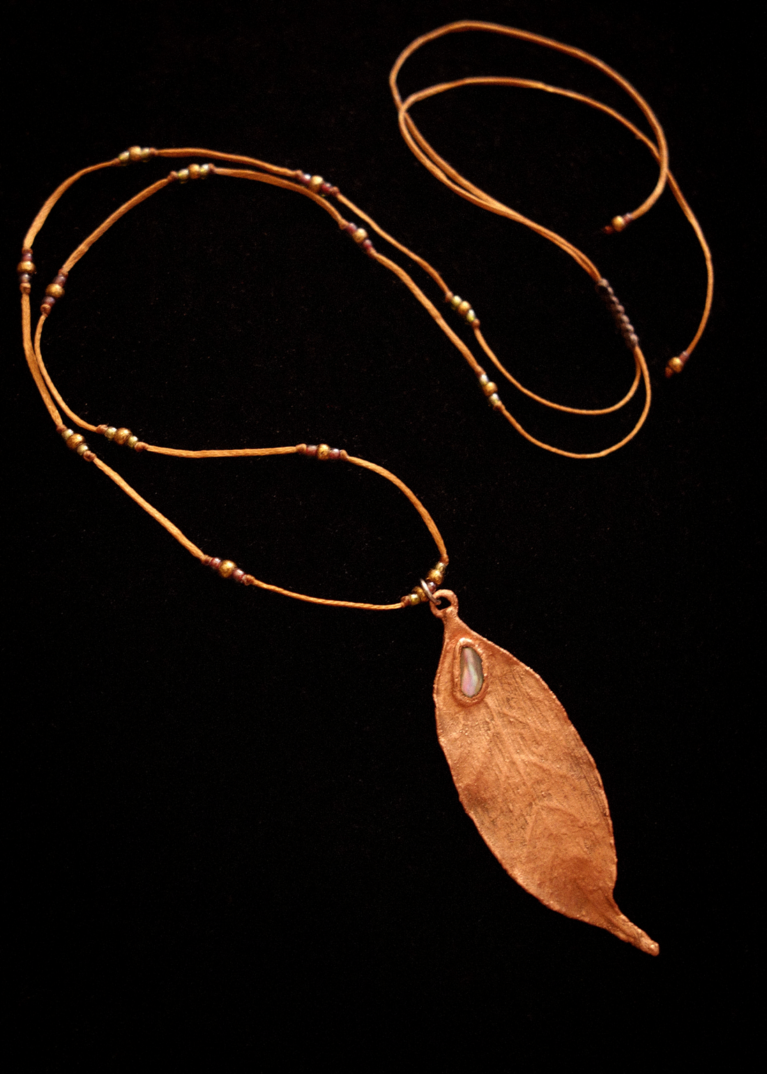 Pandantiv cupru Dafin - bijuterii - coliere - coliere cu pandative - Artynos.ro