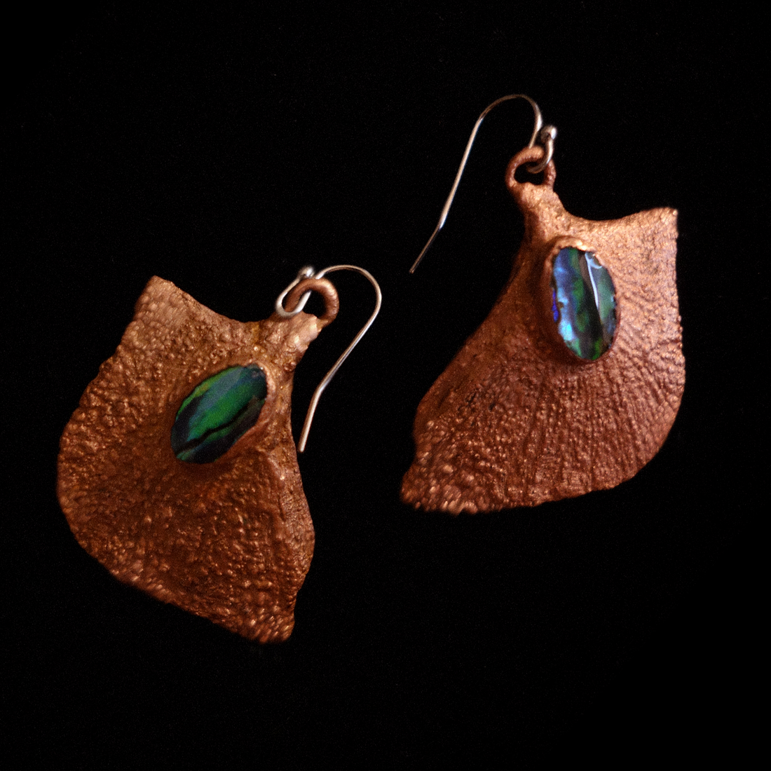 Cercei cupru Mother of Pearl - bijuterii - cercei - cercei lungi - Artynos.ro