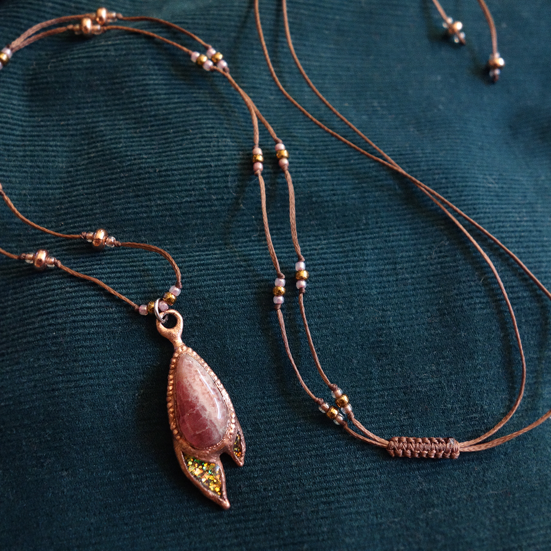 Colier Rodocrozit - bijuterii - coliere - coliere cu pandative - Artynos.ro