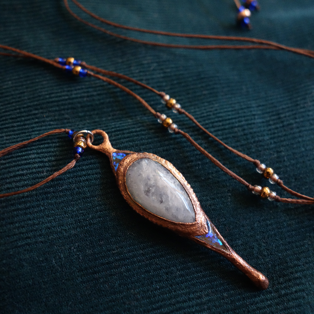 Colier Piatra Lunii - bijuterii - coliere - coliere cu pandative - Artynos.ro