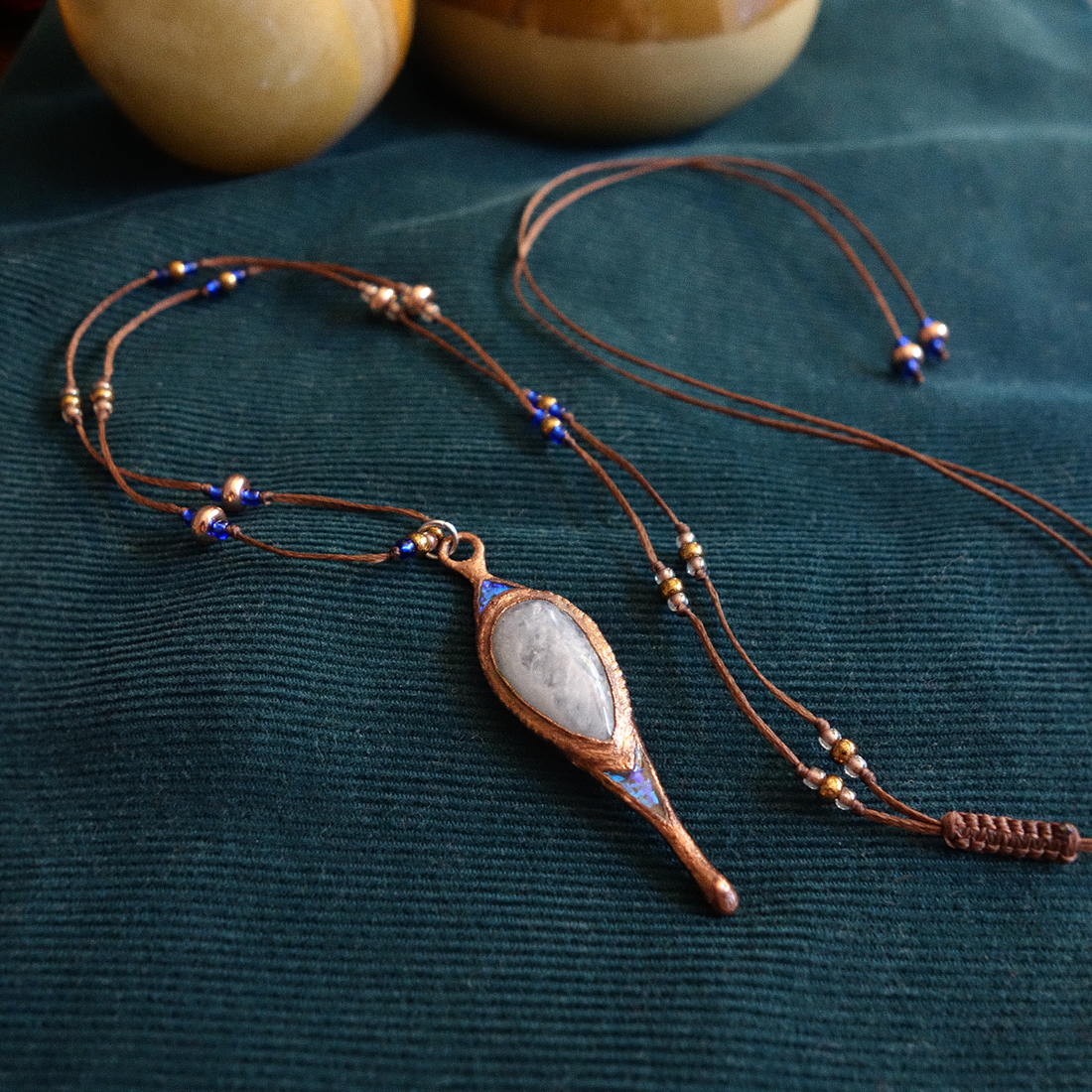 Colier Piatra Lunii - bijuterii - coliere - coliere cu pandative - Artynos.ro
