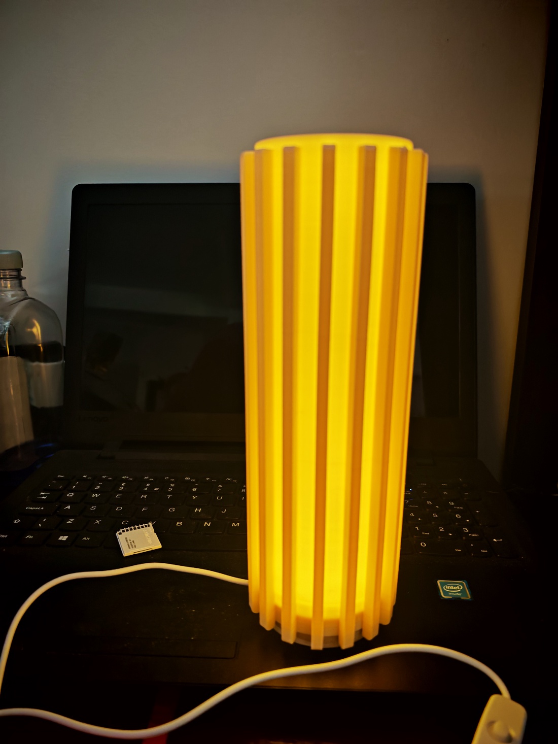 Lampă decorativă DiVio Stria � lampă ambientală design modern 3D print - casă & stil de viață - lămpi și corpuri de iluminat - lampă de ambianță - Artynos.ro