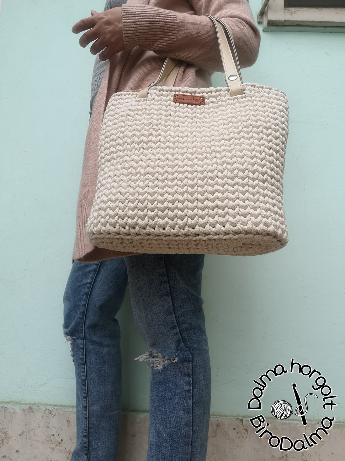 Geantă de mână Crochet City Bag- ecru - - Artynos.ro Geantă de mână Crochet City Bag- ecru - - Artynos.ro