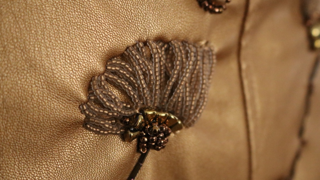 Jachetă aurie cu mărgele  - accessorii și unelte - mărgea, componente de bijuterii - mărgea de nisip - Artynos.ro