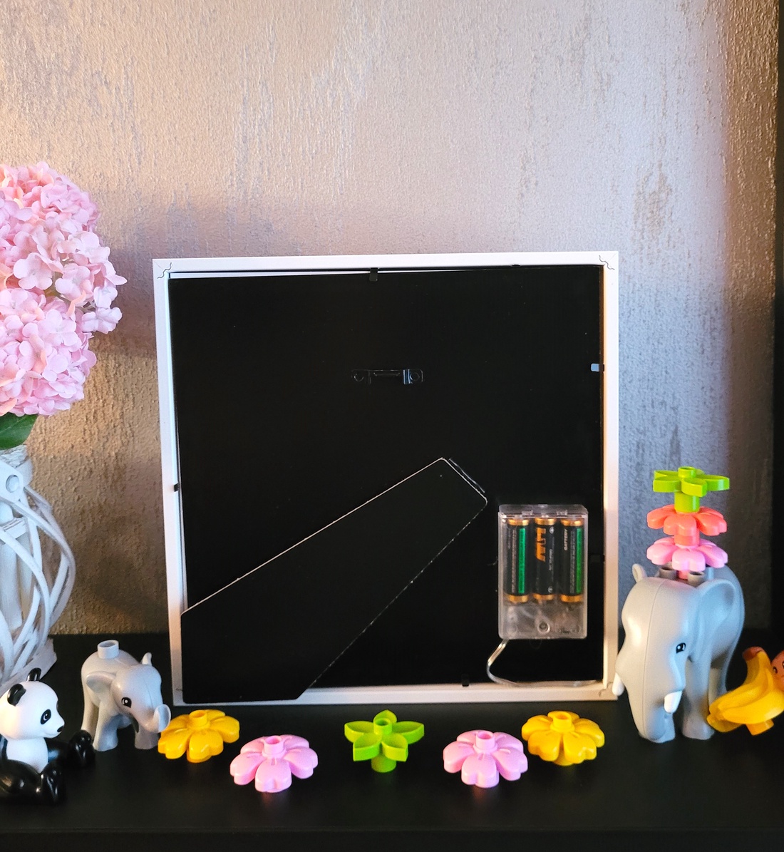 Tablou luminos, 3D, personalizat, fetite/ lampa de veghe- model JUNGLA - casă & stil de viață - echipament pentru camera copiilor - tablouri de cameră pentru copii - Artynos.ro Tablou luminos, 3D, personalizat, fetite/ lampa de veghe- model JUNGLA - casă & stil de viață - echipament pentru camera copiilor - tablouri de cameră pentru copii - Artynos.ro