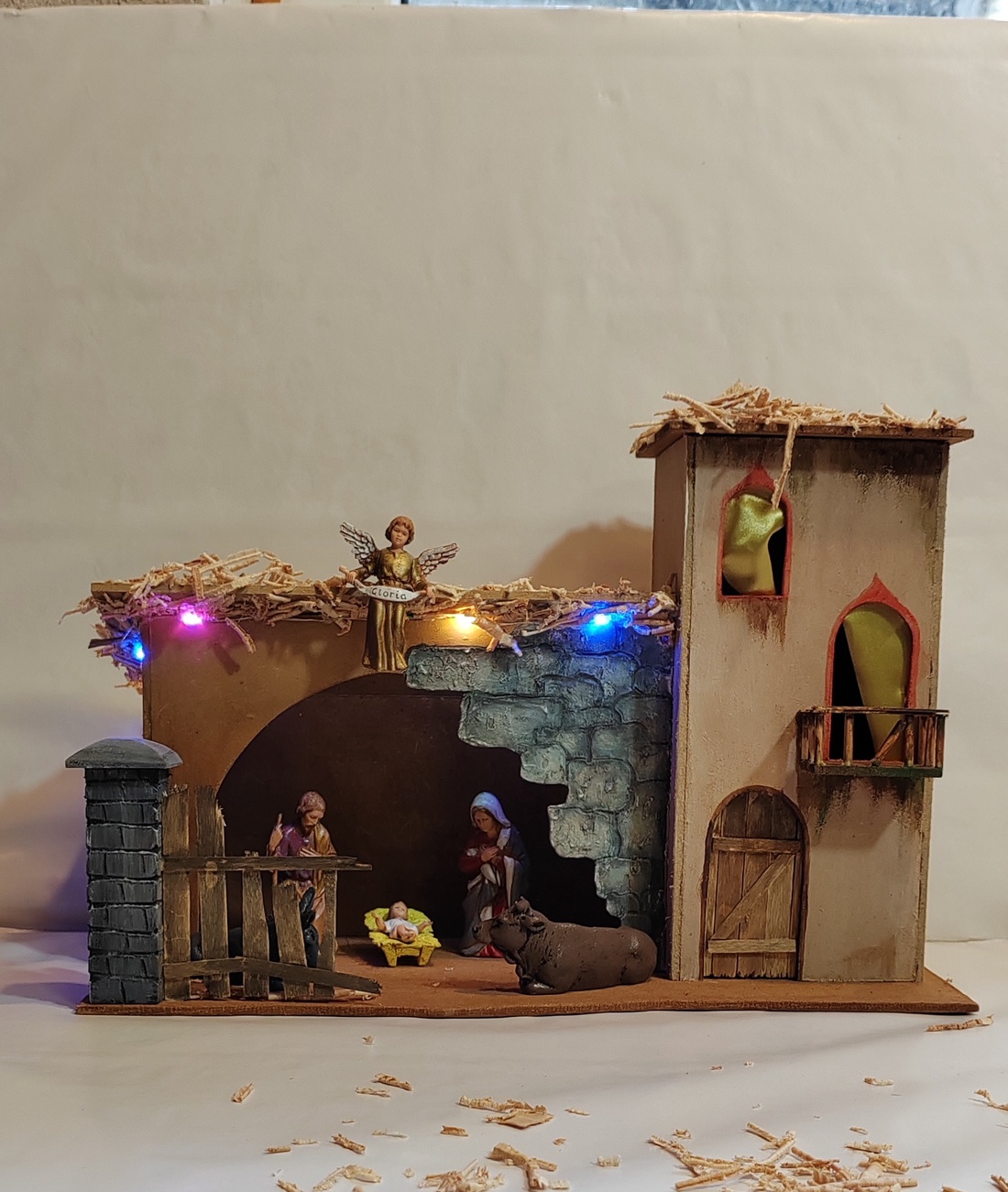 Sceneta nașteri Domnului - accesorii de crăciun - decorațiuni de crăciun de casă - decor luminoasă de crăciun - Artynos.ro Sceneta nașteri Domnului - accesorii de crăciun - decorațiuni de crăciun de casă - decor luminoasă de crăciun - Artynos.ro