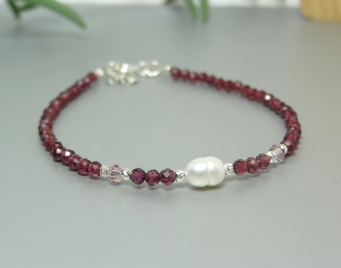 Bratara granat, cristale Preciosa si perla de cultura - bijuterii - brățări - brățări din pietre semiprețioase - Artynos.ro