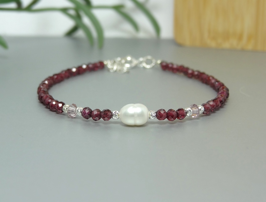 Bratara granat, cristale Preciosa si perla de cultura - bijuterii - brățări - brățări din pietre semiprețioase - Artynos.ro