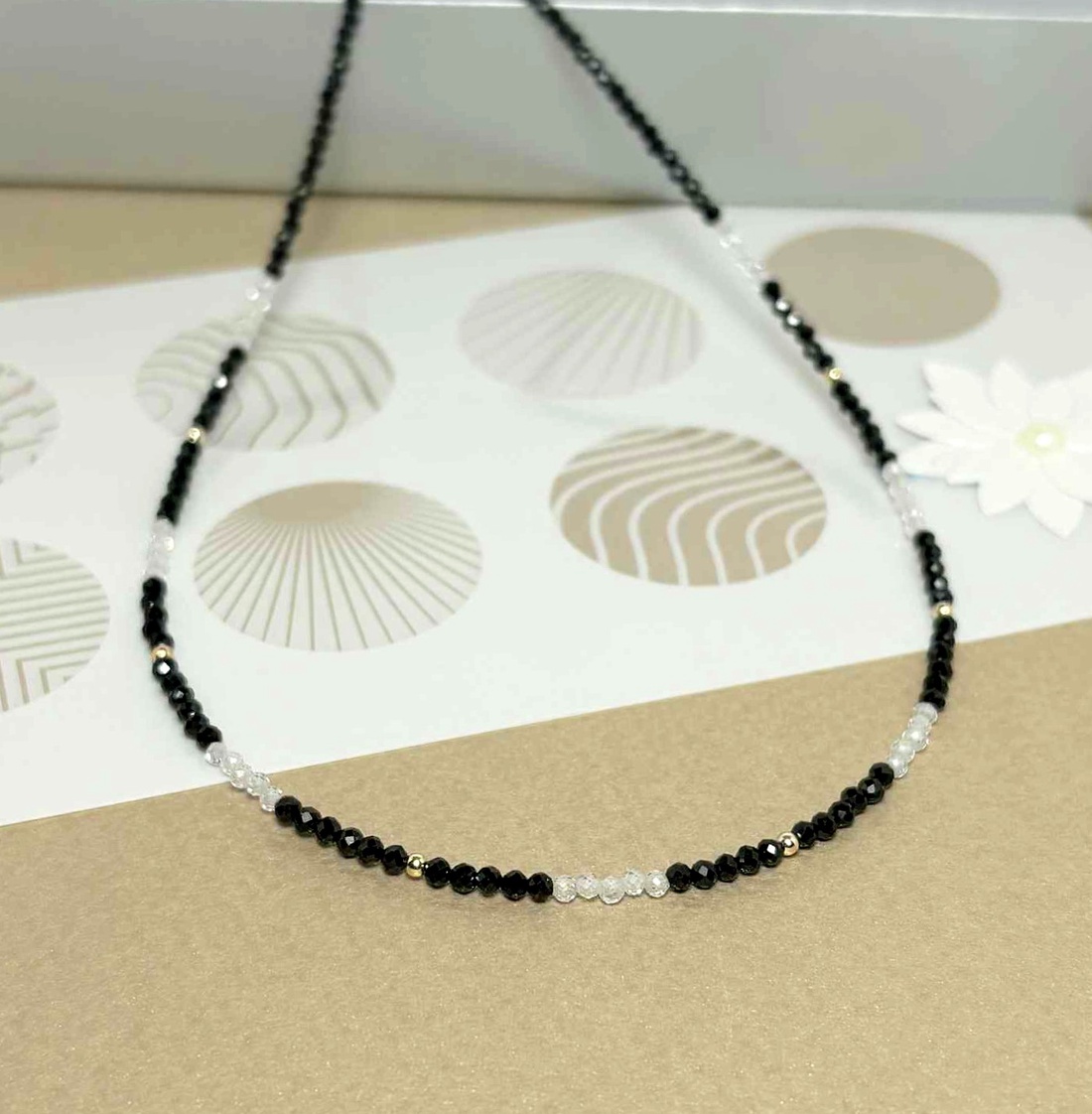 Colier turmalina si cubic zirconia - bijuterii - coliere - coliere din mărgele - Artynos.ro