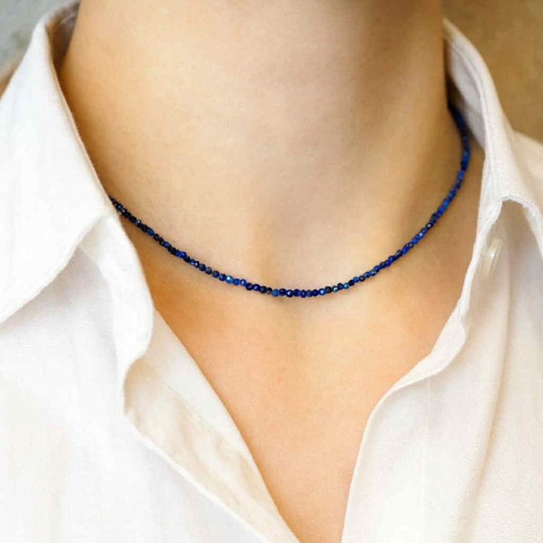Colier minimalist din lapis lazuli - bijuterii - coliere - coliere din mărgele - Artynos.ro