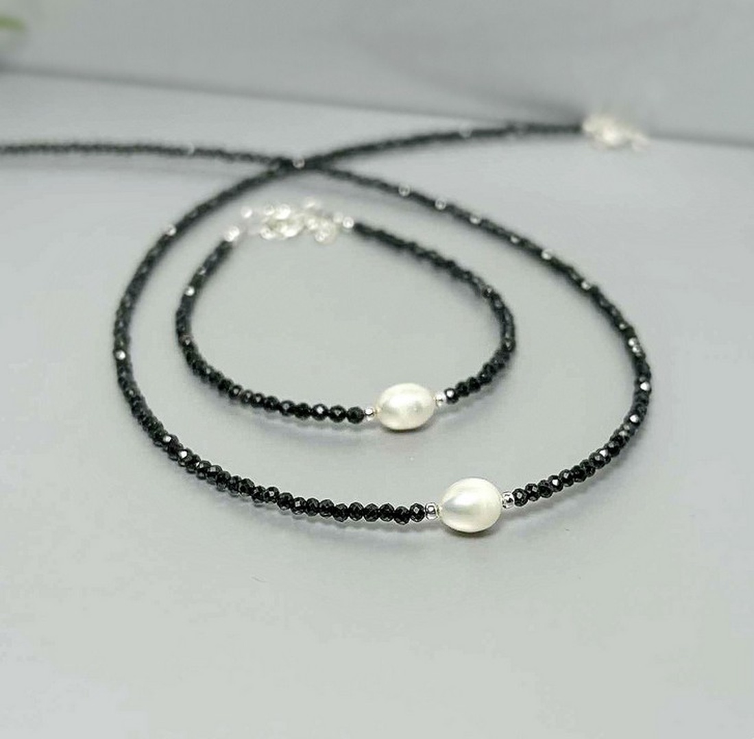 Set colier si bratara din spinel cu perle de cultura - bijuterii - coliere - coliere din mărgele - Artynos.ro