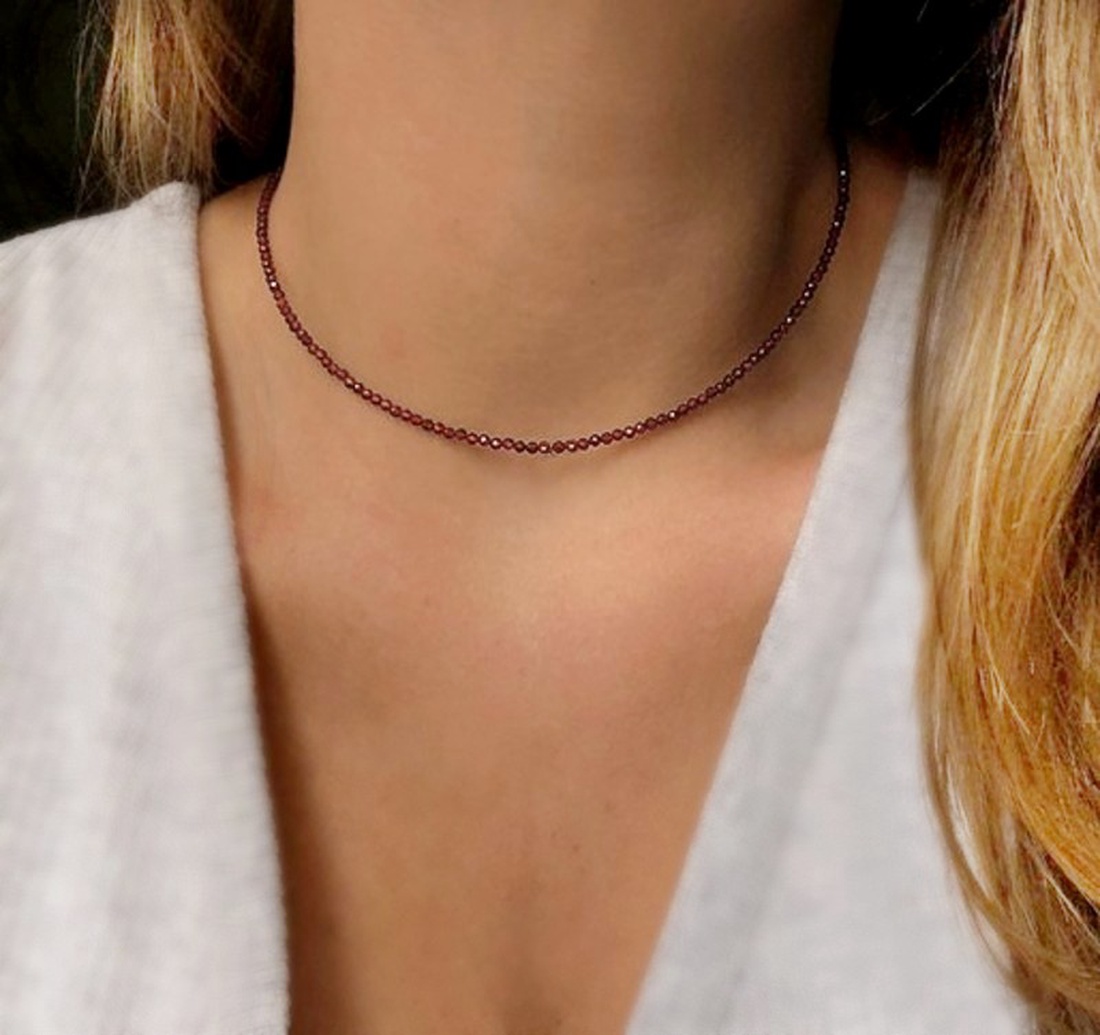 Colier granat - Garnet Essence - bijuterii - coliere - coliere din mărgele - Artynos.ro