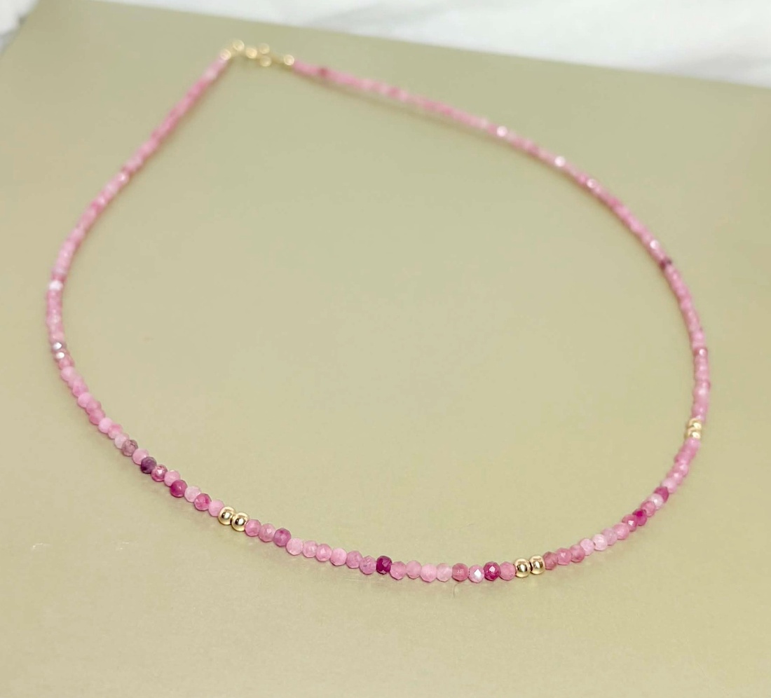 Colier turmalina roz si aur filat 14K - Pink Serenity 2 - bijuterii - coliere - coliere din mărgele - Artynos.ro