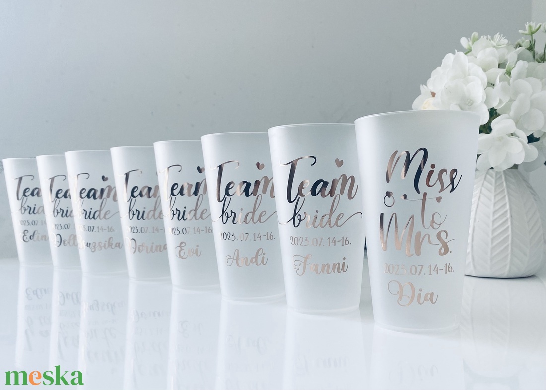 Bachelorette party - accesorii nuntă - accesorii și cadouri de burlecițe - Artynos.ro Bachelorette party - accesorii nuntă - accesorii și cadouri de burlecițe - Artynos.ro