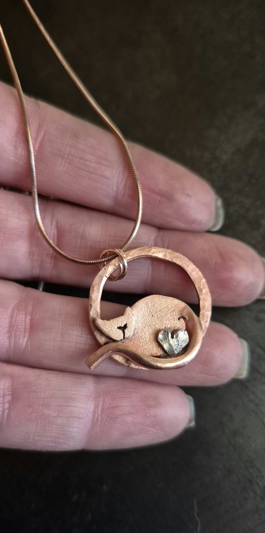Colier cupru CAT CIRCLE - bijuterii - coliere - coliere cu pandative - Artynos.ro