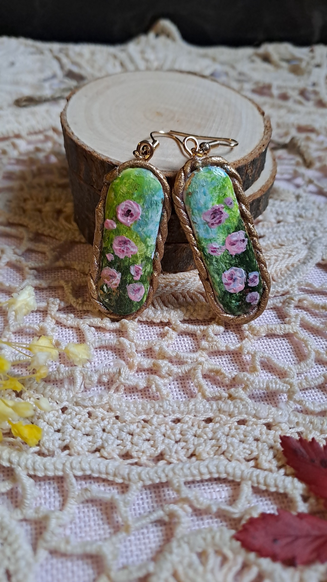 Cercei pictați manual - bijuterii - cercei - cercei lungi - Artynos.ro