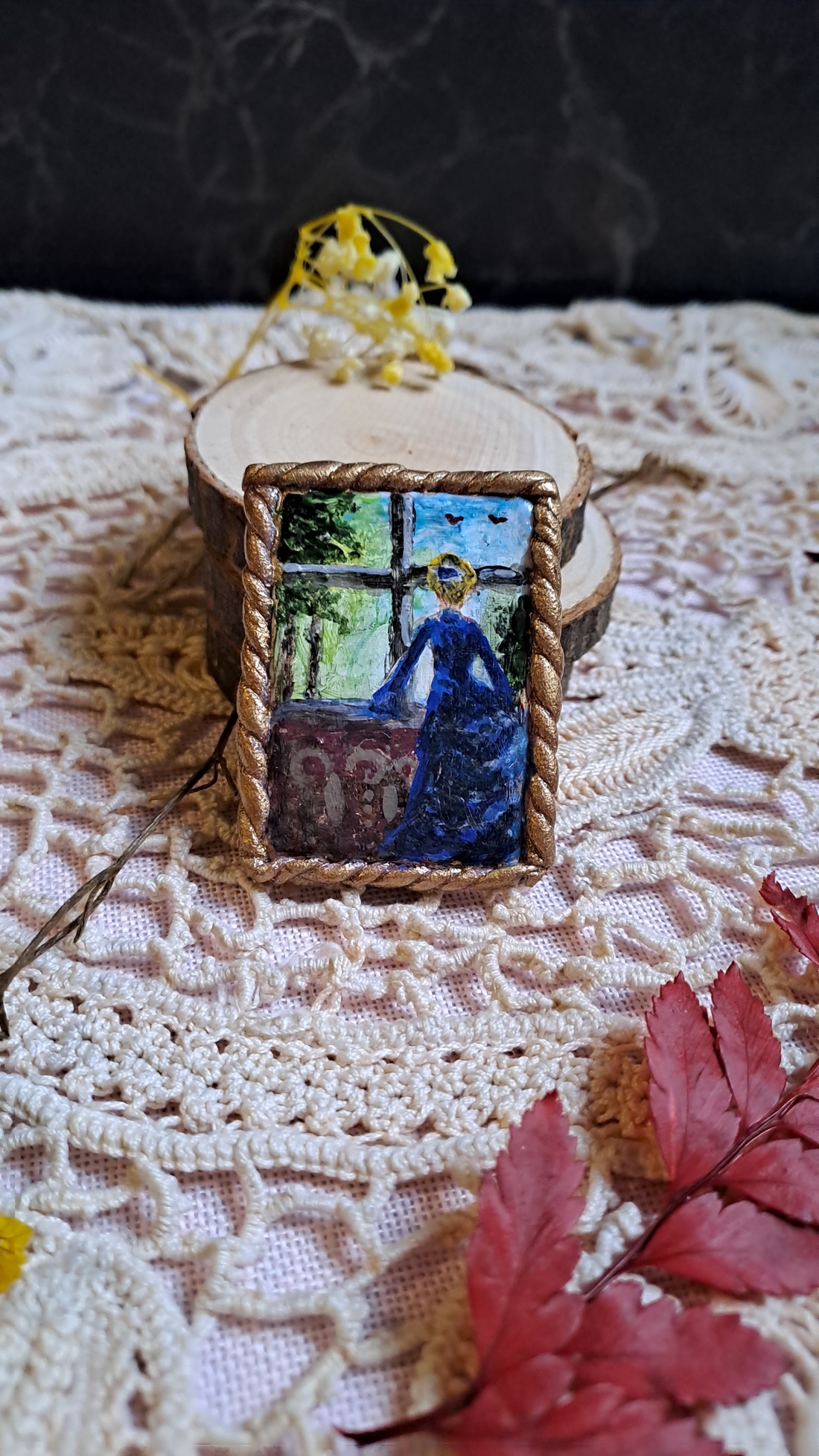 Broșă pictată manual  - bijuterii - broșe - Artynos.ro